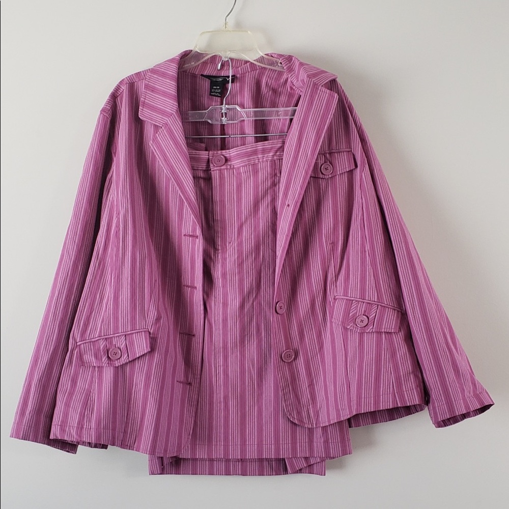 Pink Lane Bryant suit with skirt size 26/28 NWOT